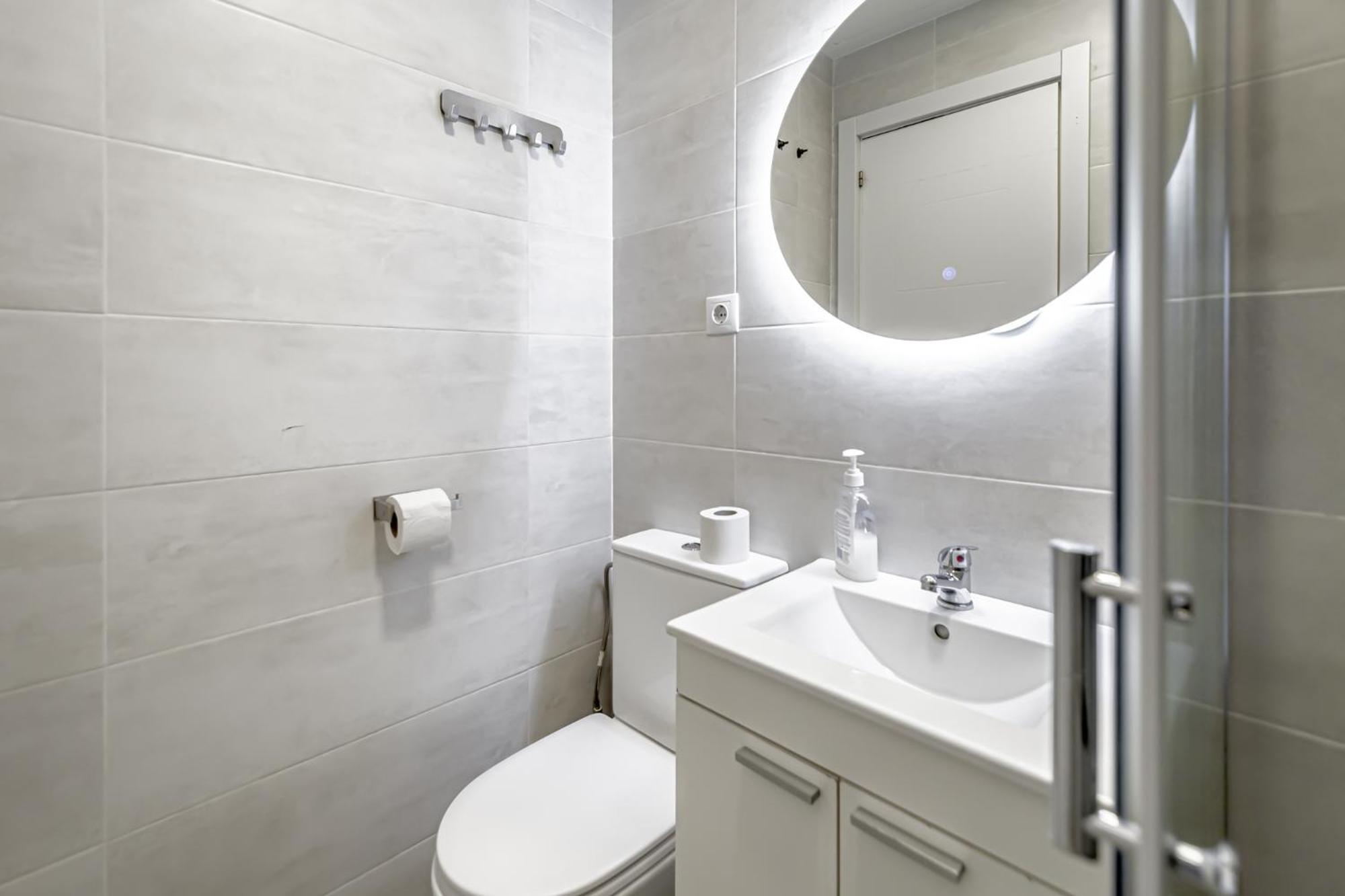 Apartamentos Tetuan Madrid Exterior photo